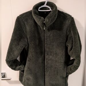 Uniqlo Dark Green Fluffy Jacket